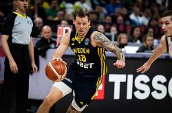 1xbet体育在线登录-瑞典队在激烈比赛中晋级欧洲杯半决赛