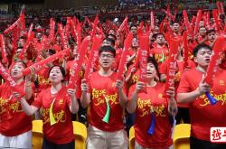 1xbet体育app下载-全新球场揭幕，球迷热情呼声响彻全场的简单介绍