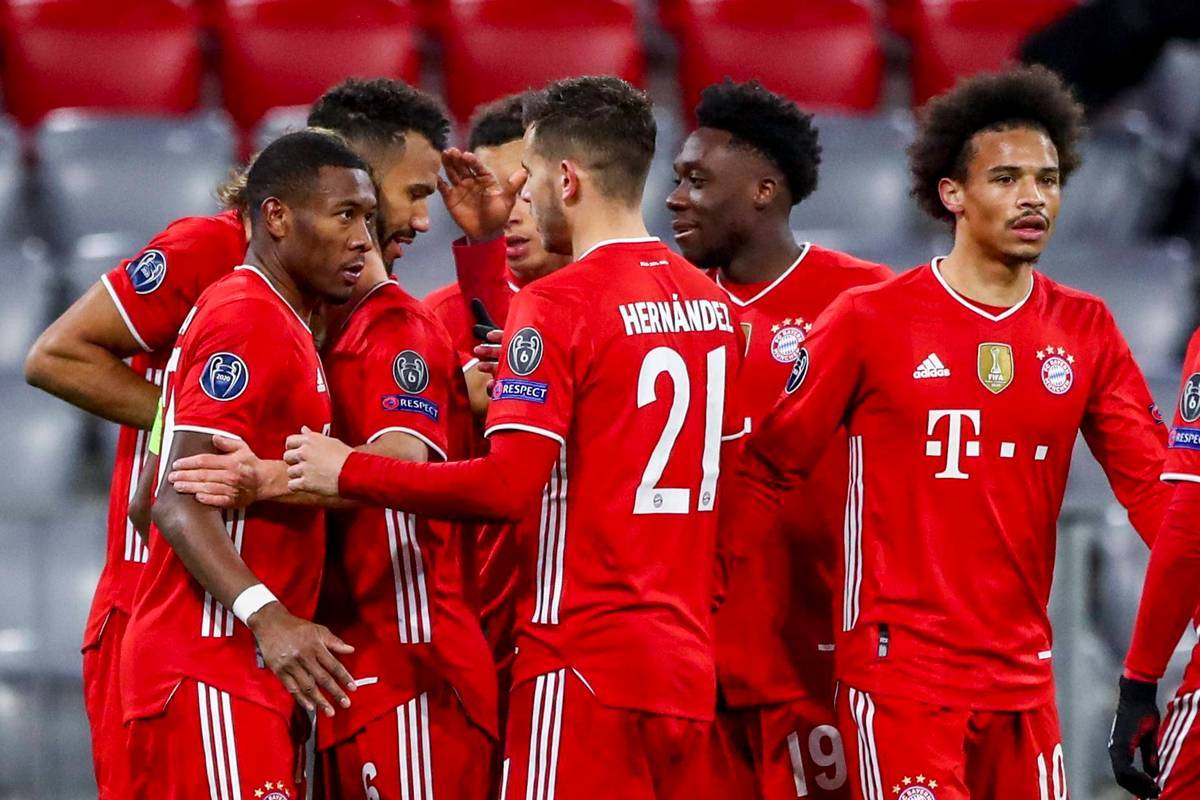 德甲冠军之争激烈!拜仁慕尼黑领跑,多支球队角逐榜首位置 德甲冠军之争激烈!拜仁慕尼黑领跑,多支球队角逐榜首位置