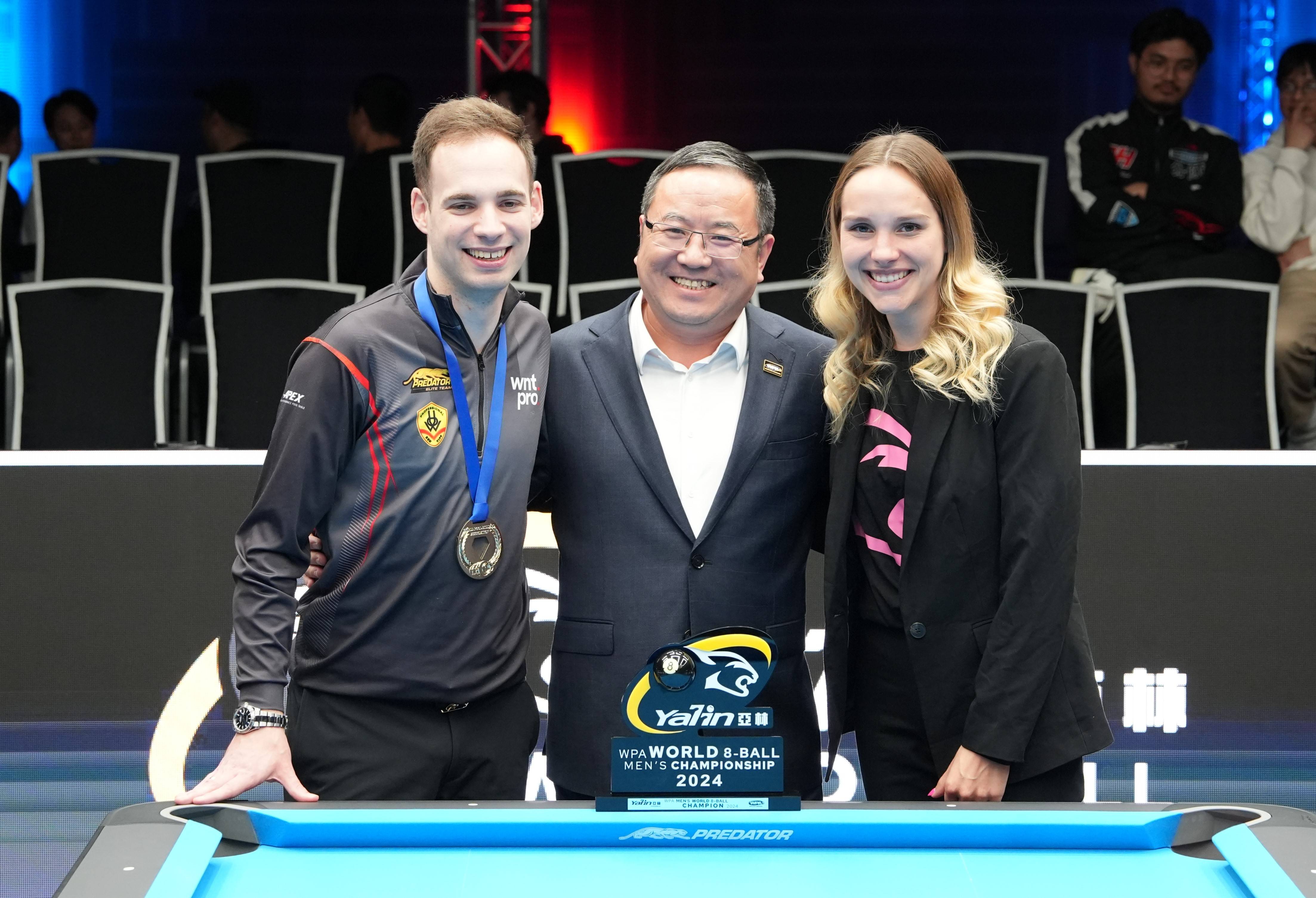 新西兰篮球队勇夺头名，以最佳状态晋级的简单介绍