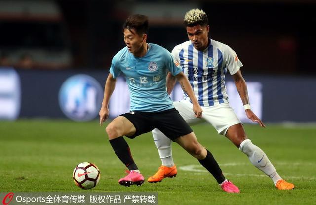 包含大连一方主场惨败，遭遇两连败的词条