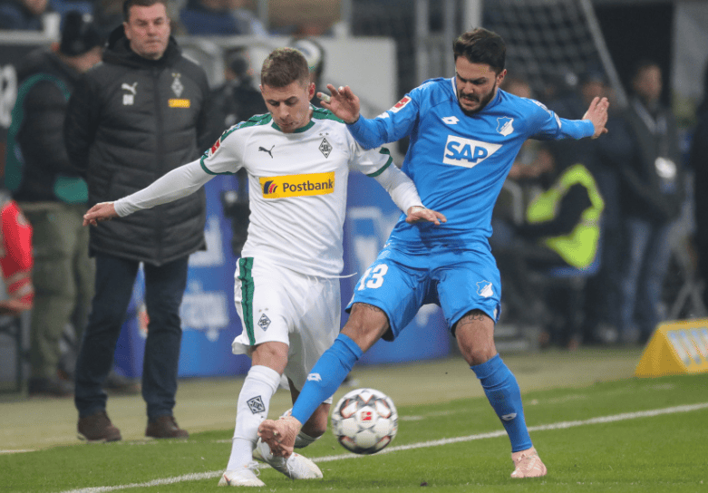 美因茨队员神勇表现，帮助球队摆脱连败困境的简单介绍