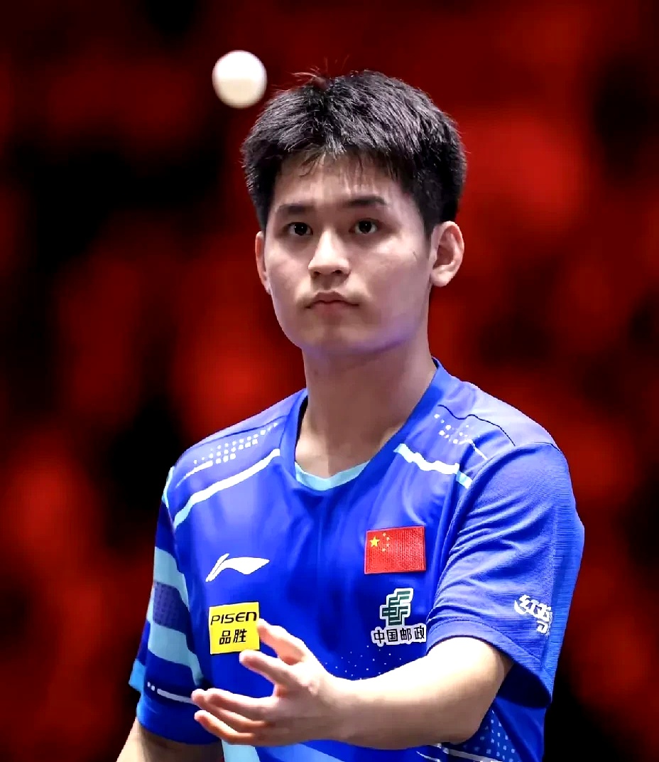 汉诺威球员拼尽全力，取得一场关键胜利的简单介绍